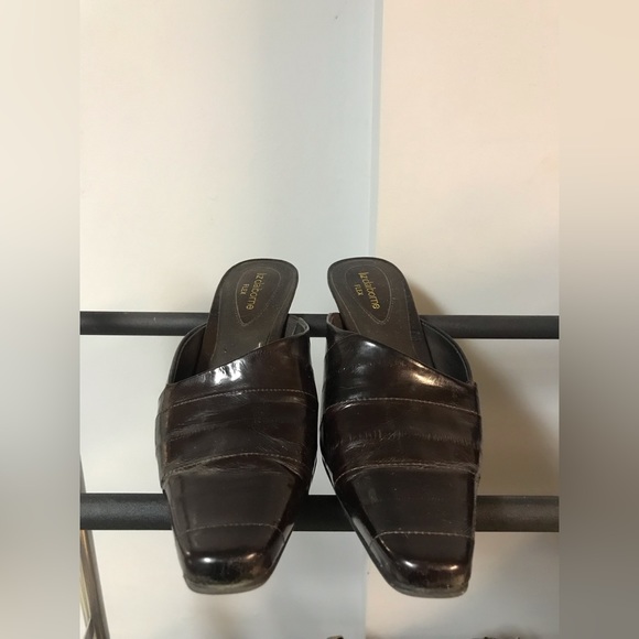 Liz Claiborne Flex patent leather closed toe sandals Size 7 US - Picture 4 of 5